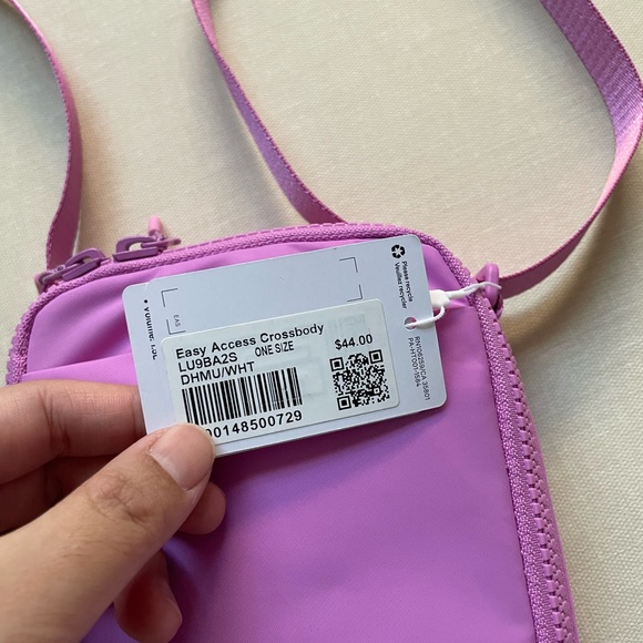 Lululemon Easy Access Crossbody Bag 1.5L - Dahlia Mauve - Picture 5 of 16